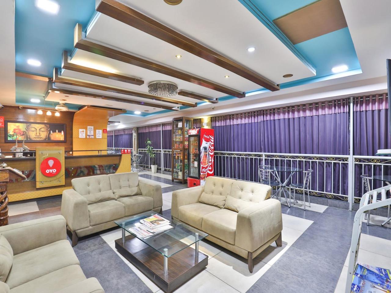 Oyo 4161 Hotel Shailly Inn Ahmedabad Exterior foto