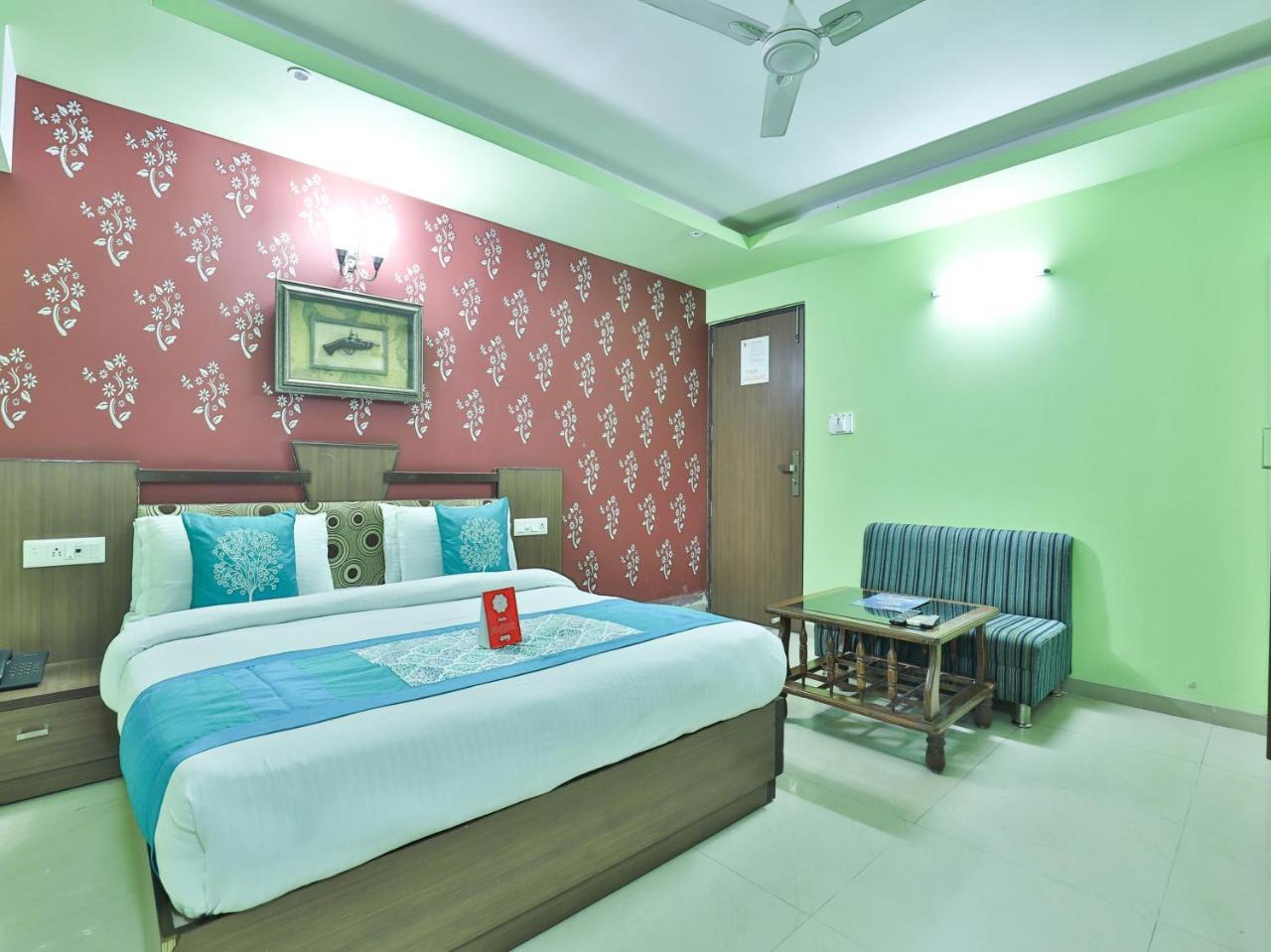 Oyo 4161 Hotel Shailly Inn Ahmedabad Exterior foto