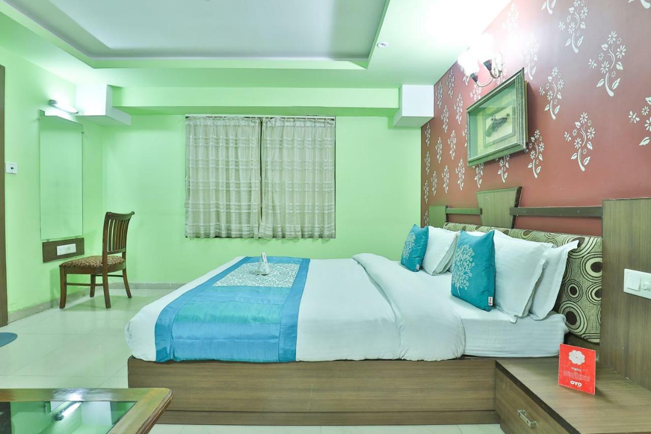 Oyo 4161 Hotel Shailly Inn Ahmedabad Exterior foto