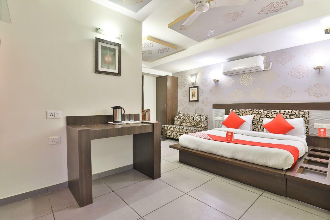 Oyo 4161 Hotel Shailly Inn Ahmedabad Exterior foto